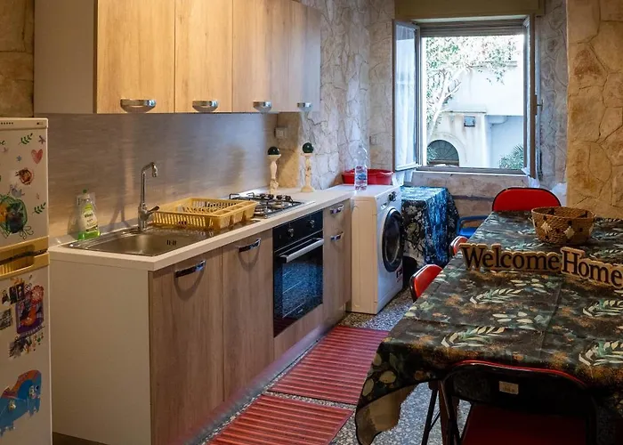 Le Stanze Di Cesare E Miky - Centro Tropea